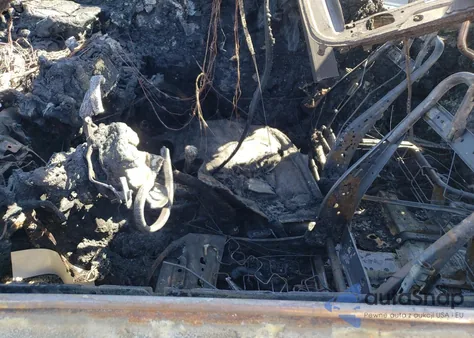 2013 Toyota Rav4 Xle z USA, uszkodzony, nr VIN 2T3RFREV1DW090727